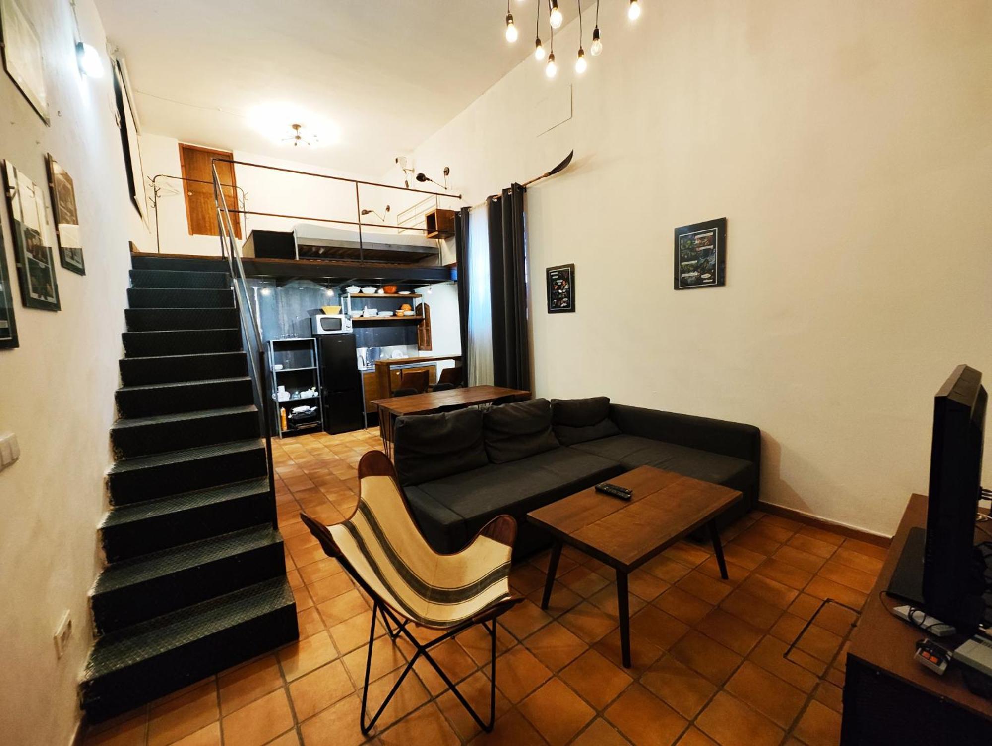 Hostal Cafe Frenteabastos Кармона Екстериор снимка